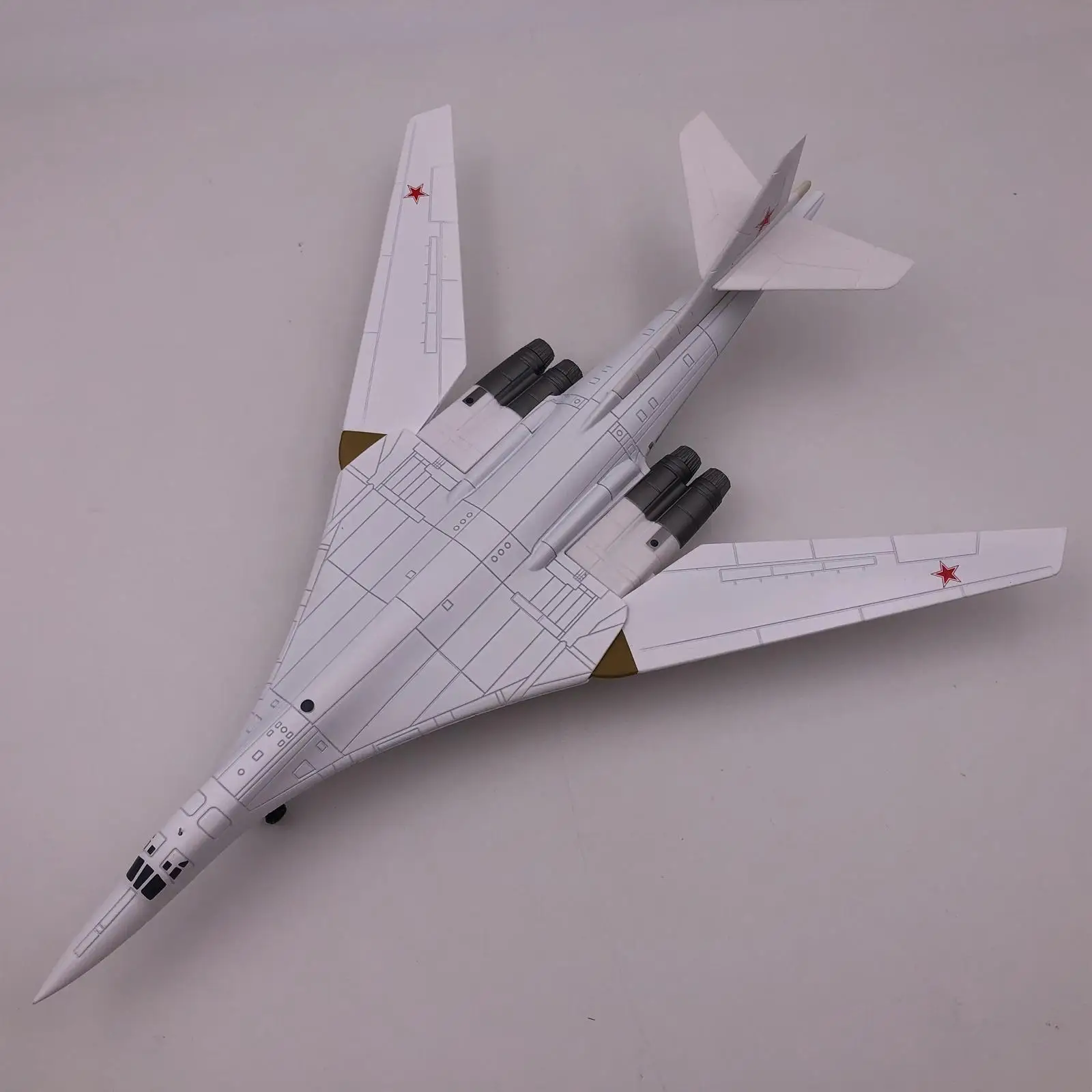 3D Bomber Fighter Model Plain Hobby Collectible with Stand 1:200 Scale Air Planes Diecast for Office Collection Adults Kid