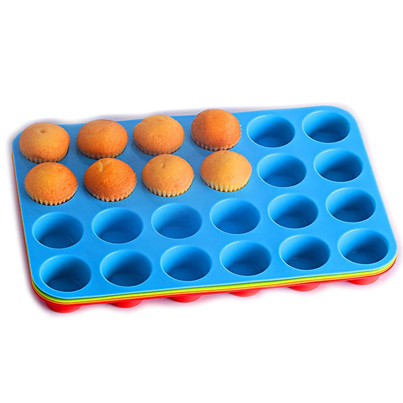 24 Piezas, Moldes de Silicona para Magdalenas, Moldes para Magdalenas y  Muffins, Moldes Reutilizables para Muffins, Moldes de Silicona para Hornear  (24 Piezas) Color Aleatorio