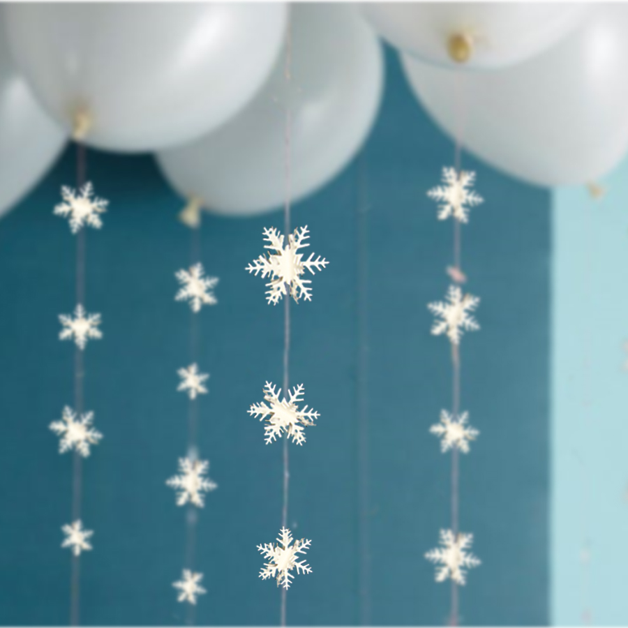 4M Silver Gold Snowflake Garlands for Christmas Tree Hanging Decor Winter Wonderland Party Fake Snow Decoration Paper Streamers