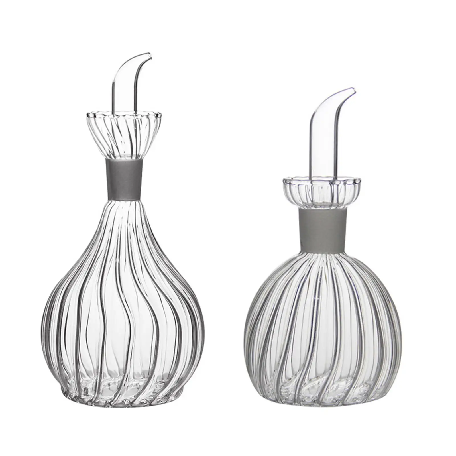 Oil Dispenser Bottle for Kitchen Elegant Appearance Transparent Decanter for Kitchen and BBQ Liquid Condiment Container