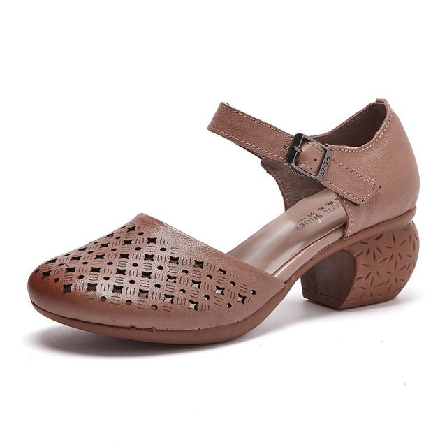 ZXRYXGS 2025 New Round Toe Hollow Genuine Leather Sandals