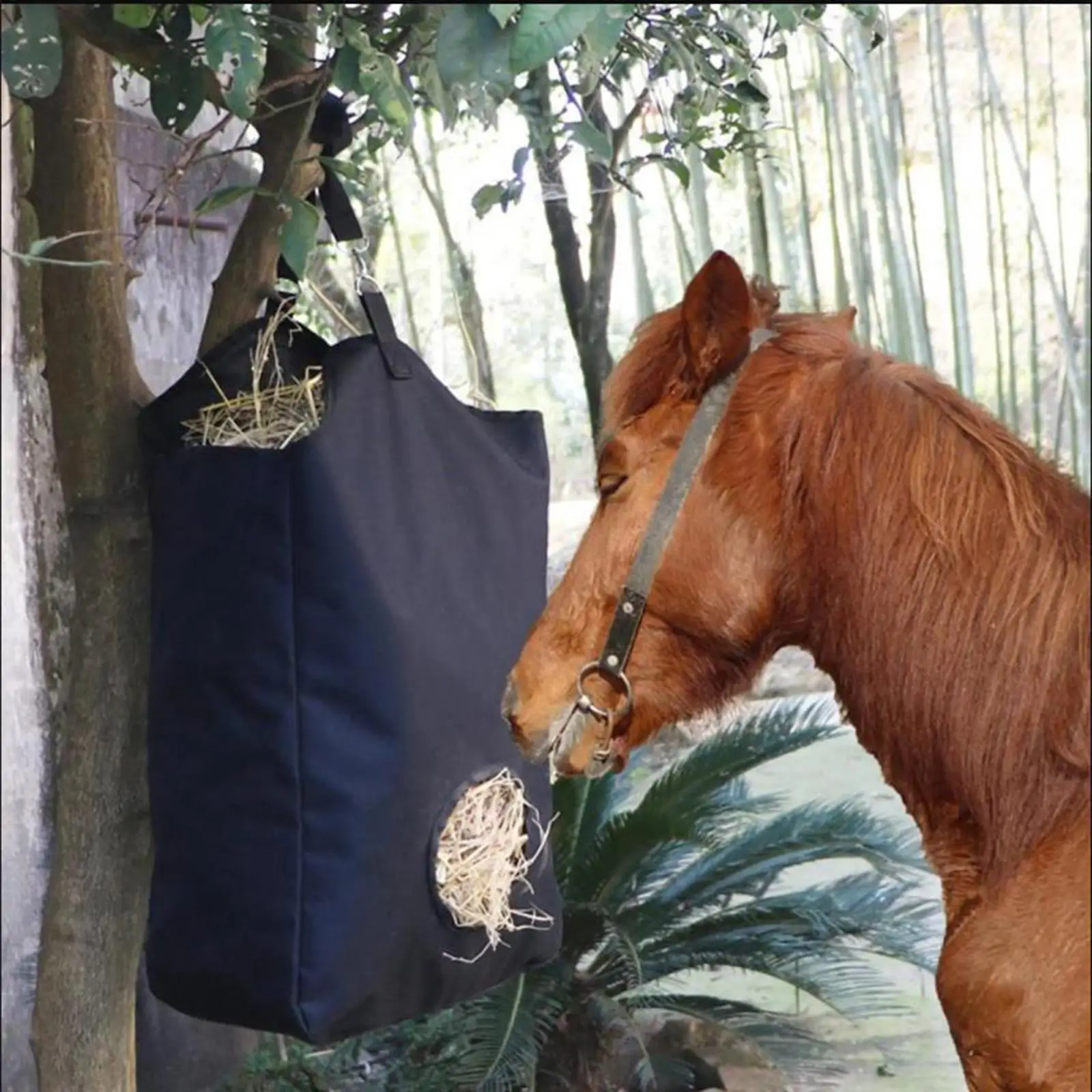 Horse Hay Feeder Bag Slow feed Hay Bales Storage Bag Hanging Feeding Sacks Heavy Duty Horse Feed Bag Hay Tote for Backyard