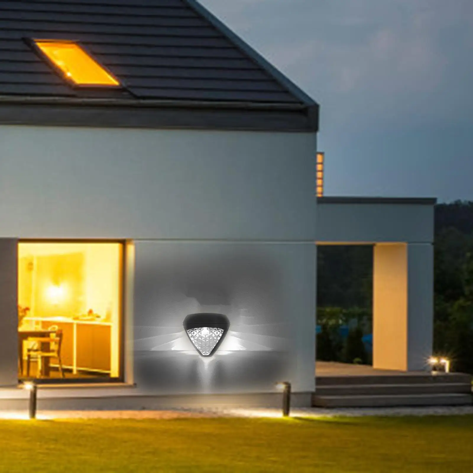 Outdoor LED Solar Lights Waterproof Wall Light for Garden Fence Decoration