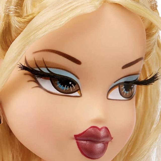 bratz dolls with blue eyes