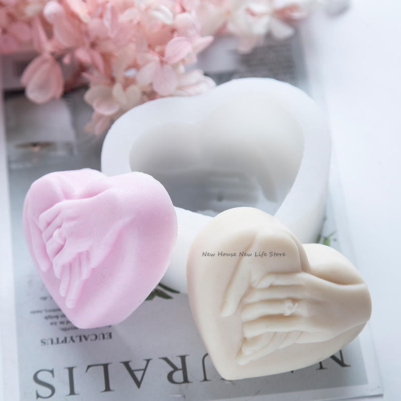 Description Picture 3 of item3D Heart-shaped Hand in Hand Handmade Silicone Soap Mold DIY Heart-shaped Candle Mold Chocolate Mold Wedding Cake Making Mold