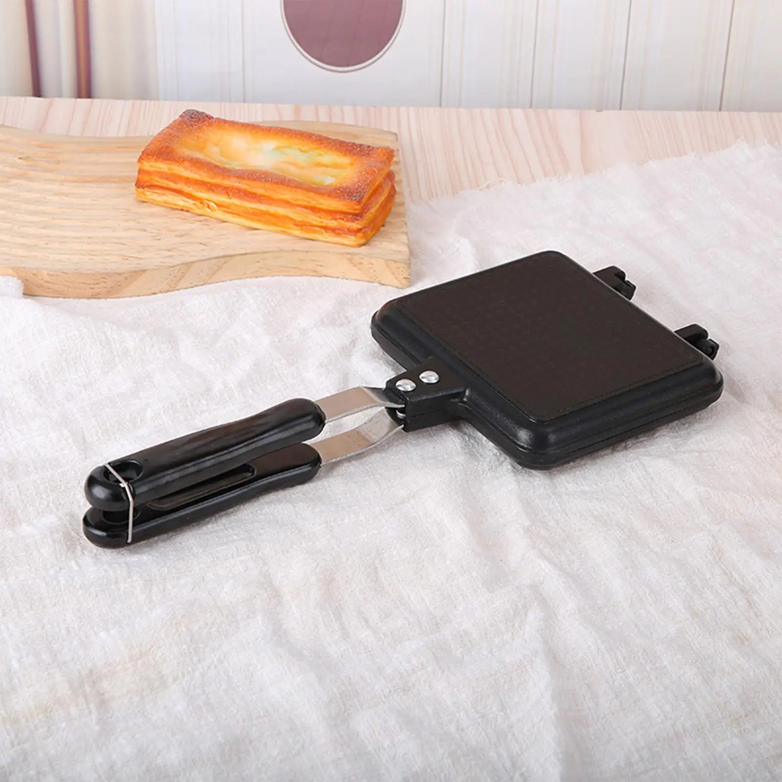 Handheld Sandwich Pan Breakfast Pot Baking Pan Portable Sandwich Maker Machine for Picnic Household Cafe Restaurant Omelette