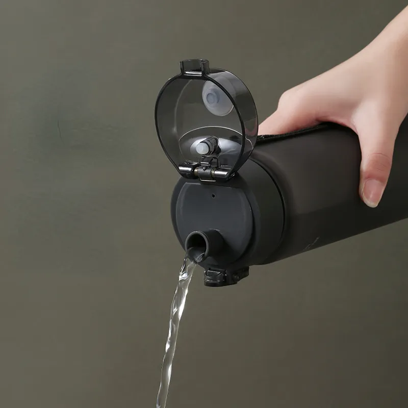 Description Picture 4 of itemBPA Free 400ml 560ml Plastic Cup Fitness Outdoor Frosted Water Cup Sports Water Bottle High Quality Children Casual Water Cup