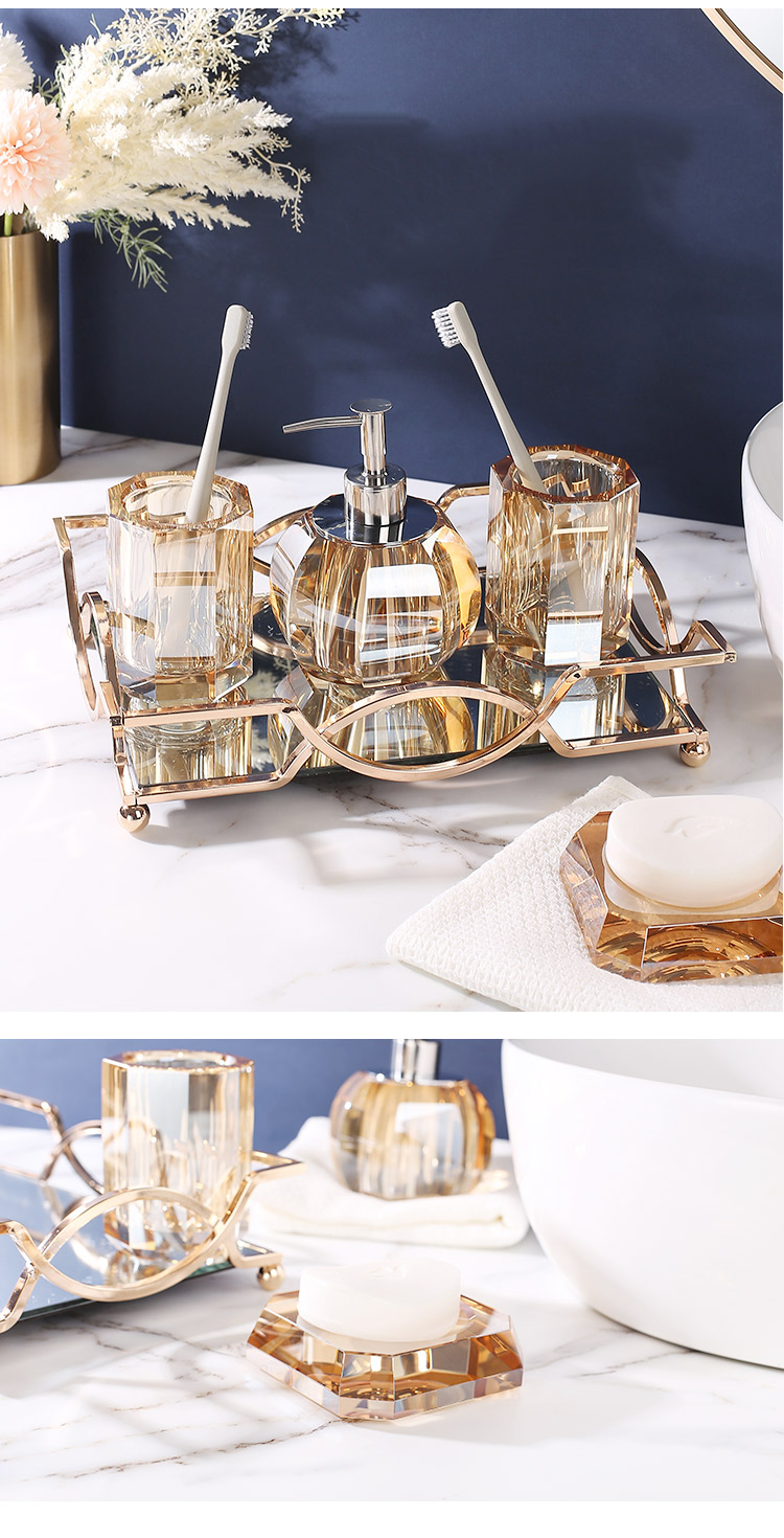 Glass Bathroom Set Image 3