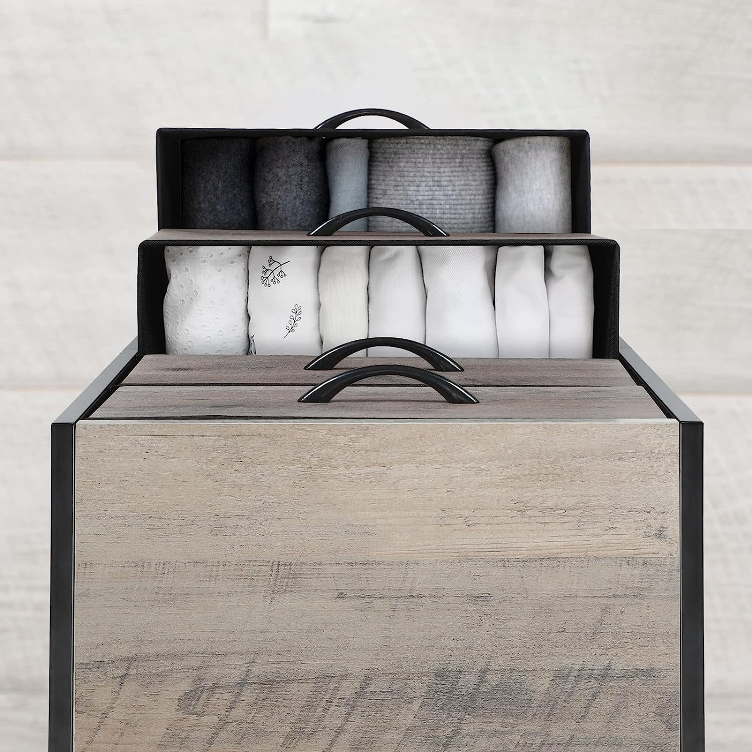 Description Picture 6 of itemRefined Fashionable and Elegant Dresser with 4 Drawers Fabric Dressers Storage Drawers, Sturdy Steel Frame & Wood Top Gray