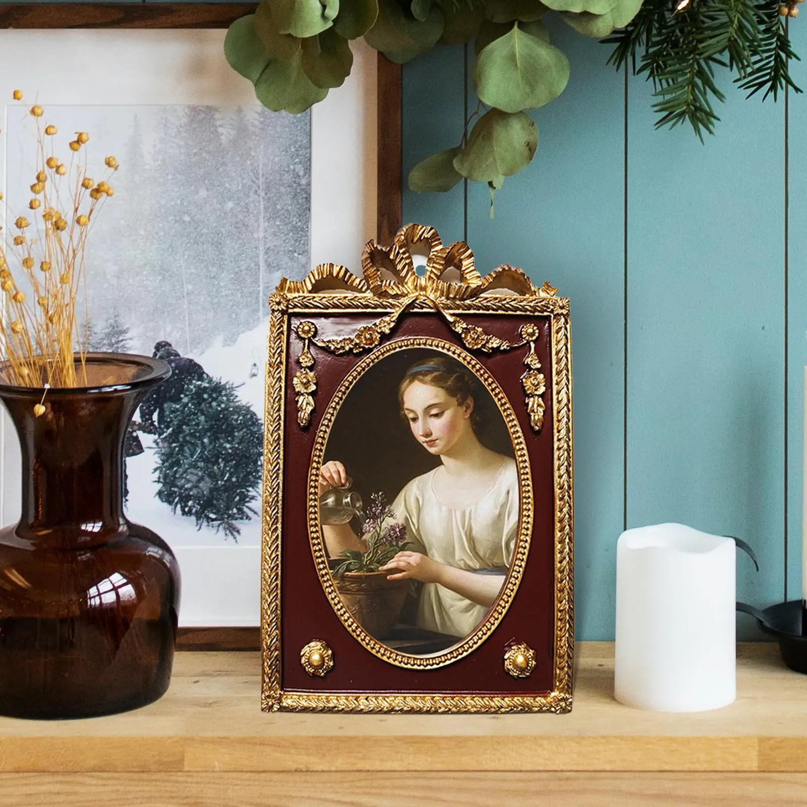 Retro Style Picture Frame Antique Tabletop and Wall Hanging Ornate Photo Frame for Hall Office Photo Gallery Birthday Gift Arts
