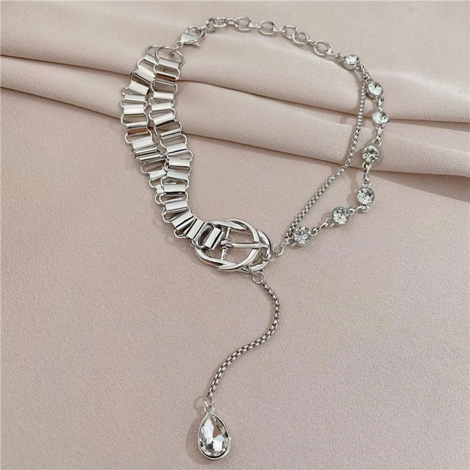 Elegant Geometric Crystal Choker Necklace Glitter Pendant for Girls Girls Wife Daughter Gifts