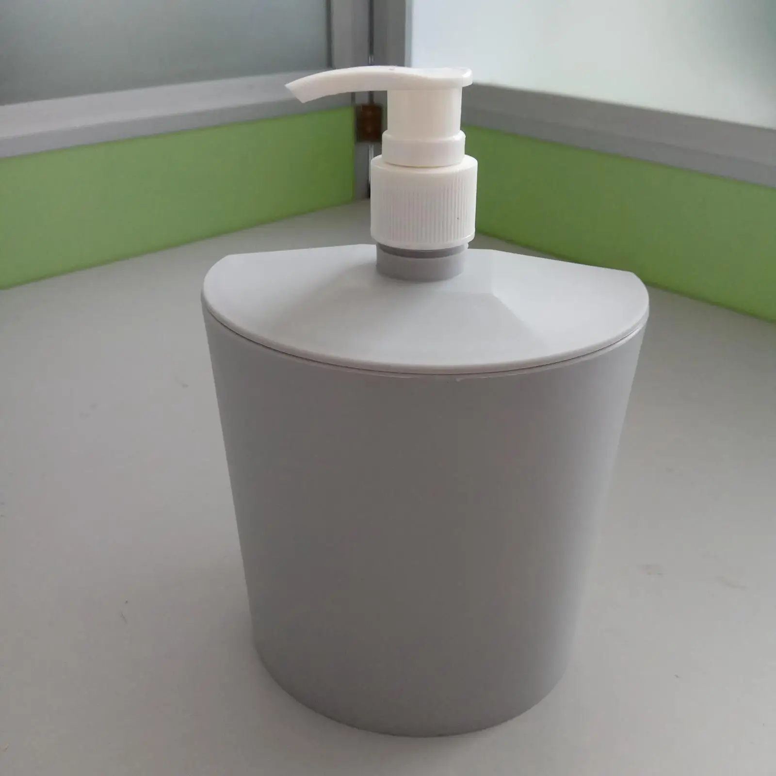 Kitchen Soap Dispenser with Sponge Holder Multipurpose Manual Dishwashing Soap Pump Soap Liquid Pump Bottle for Bathroom Bar