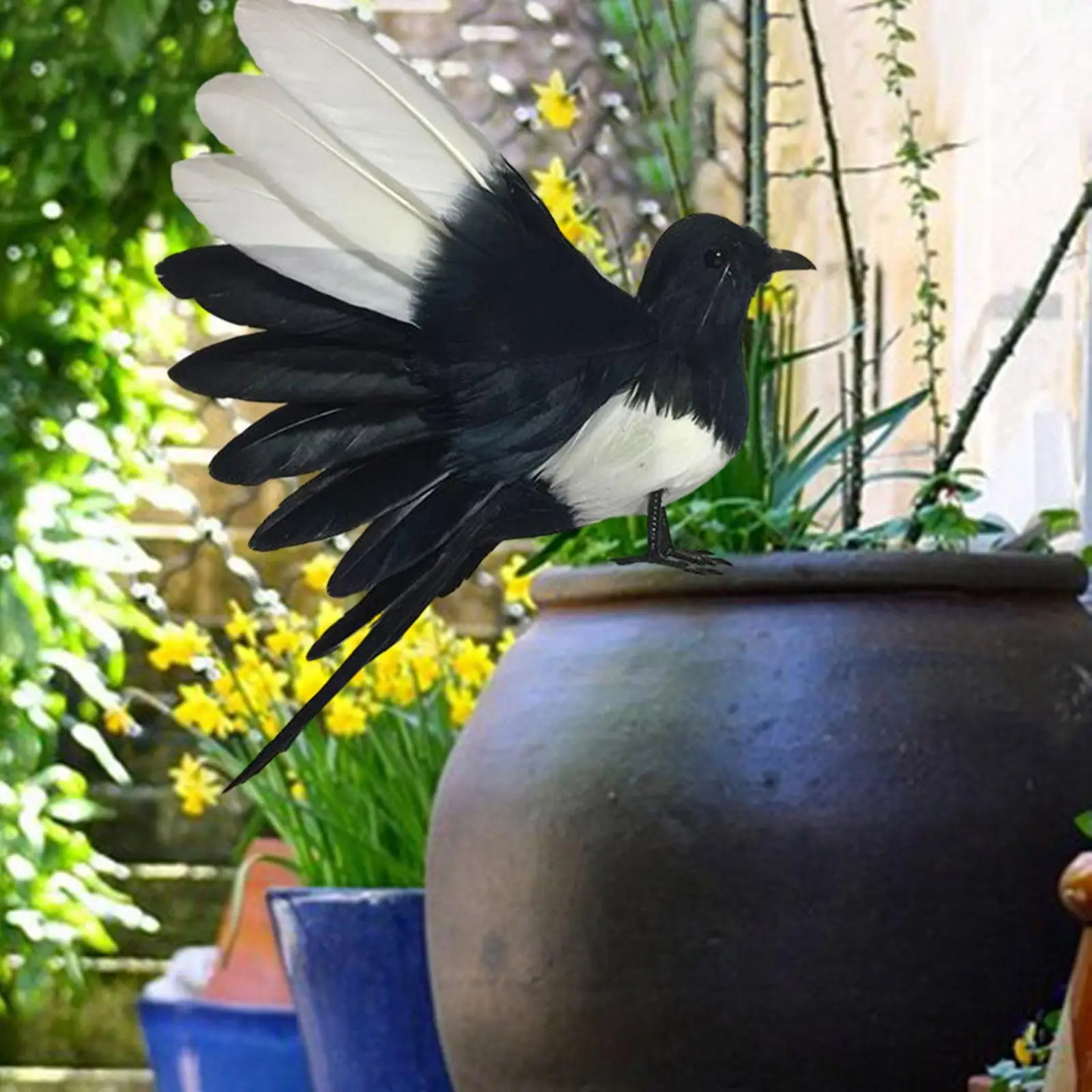 Magpie Simulation Bird Garden Ornament Crafts Bird Statue Artificial Feather Model for Lawn Yard Art Courtyard Outdoor