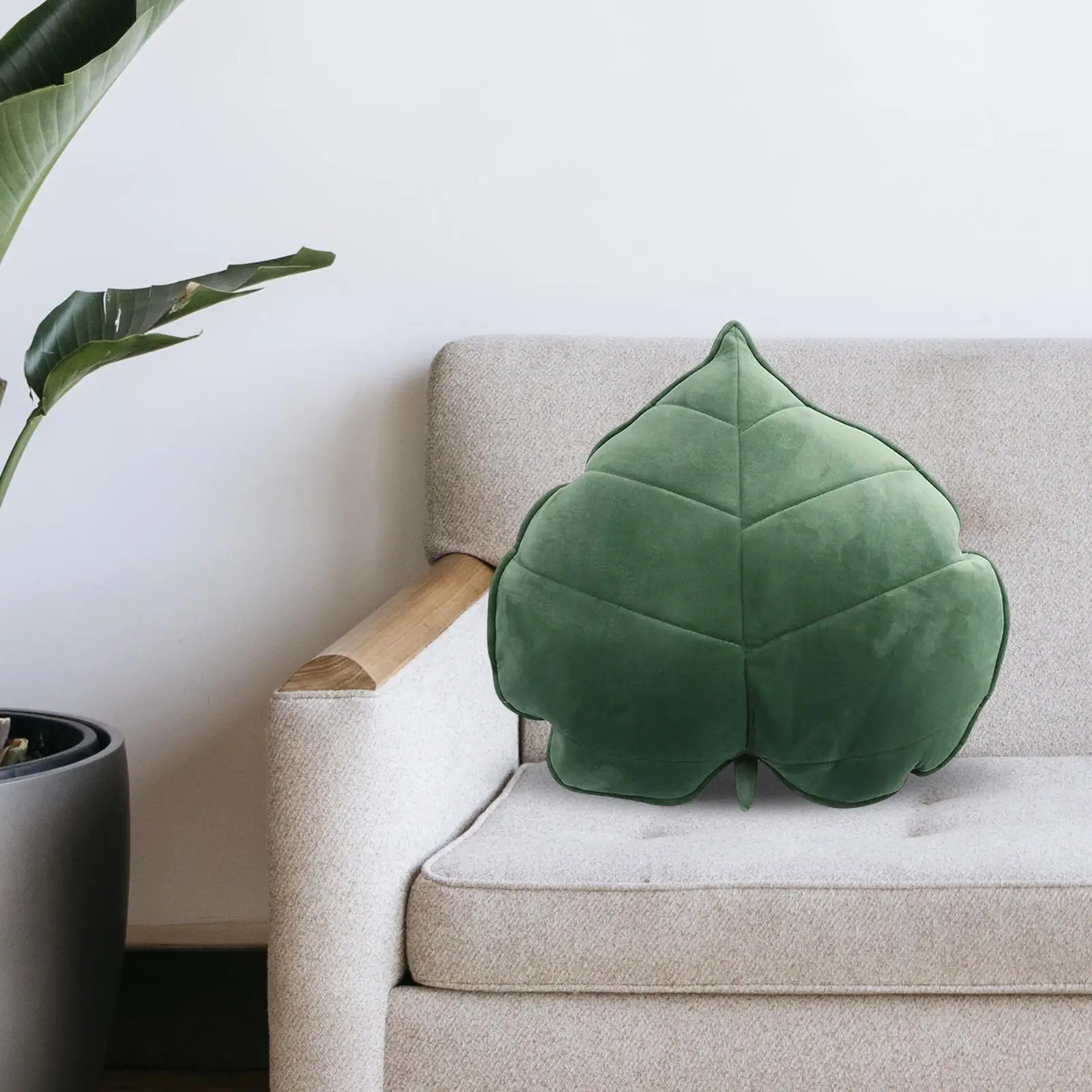 Cute Seat Cushion Stuffed Plush Toy Leaf Plush Hug Pillow for Birthday Gift