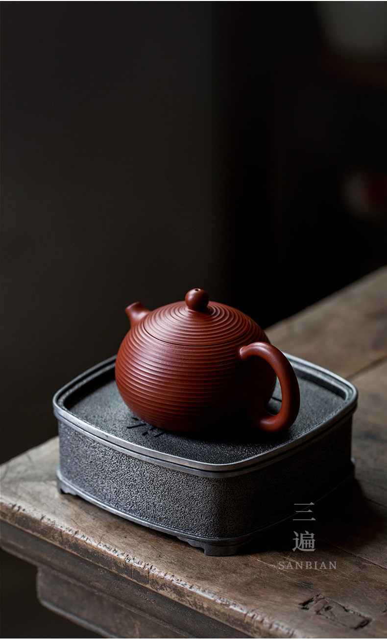 Ancient Tin Pot Bearing_11.jpg