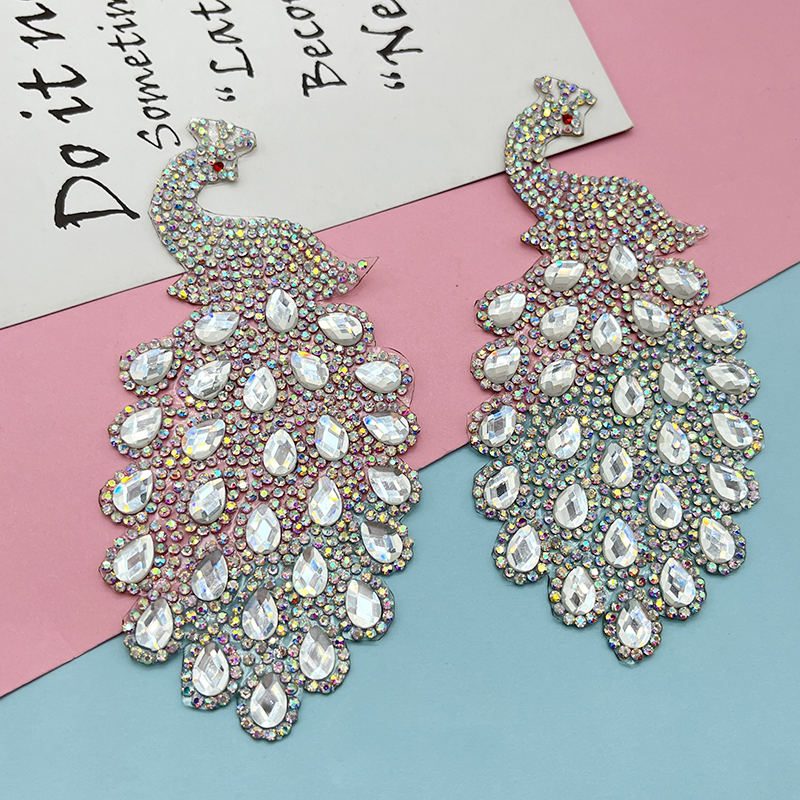 Description Picture 3 of item2pcs/lot 4CM Sparkling Rhinestone Flower Peacock Pattern Clothes Patches Fashion Sequined DIY Appliques Bling Iron On