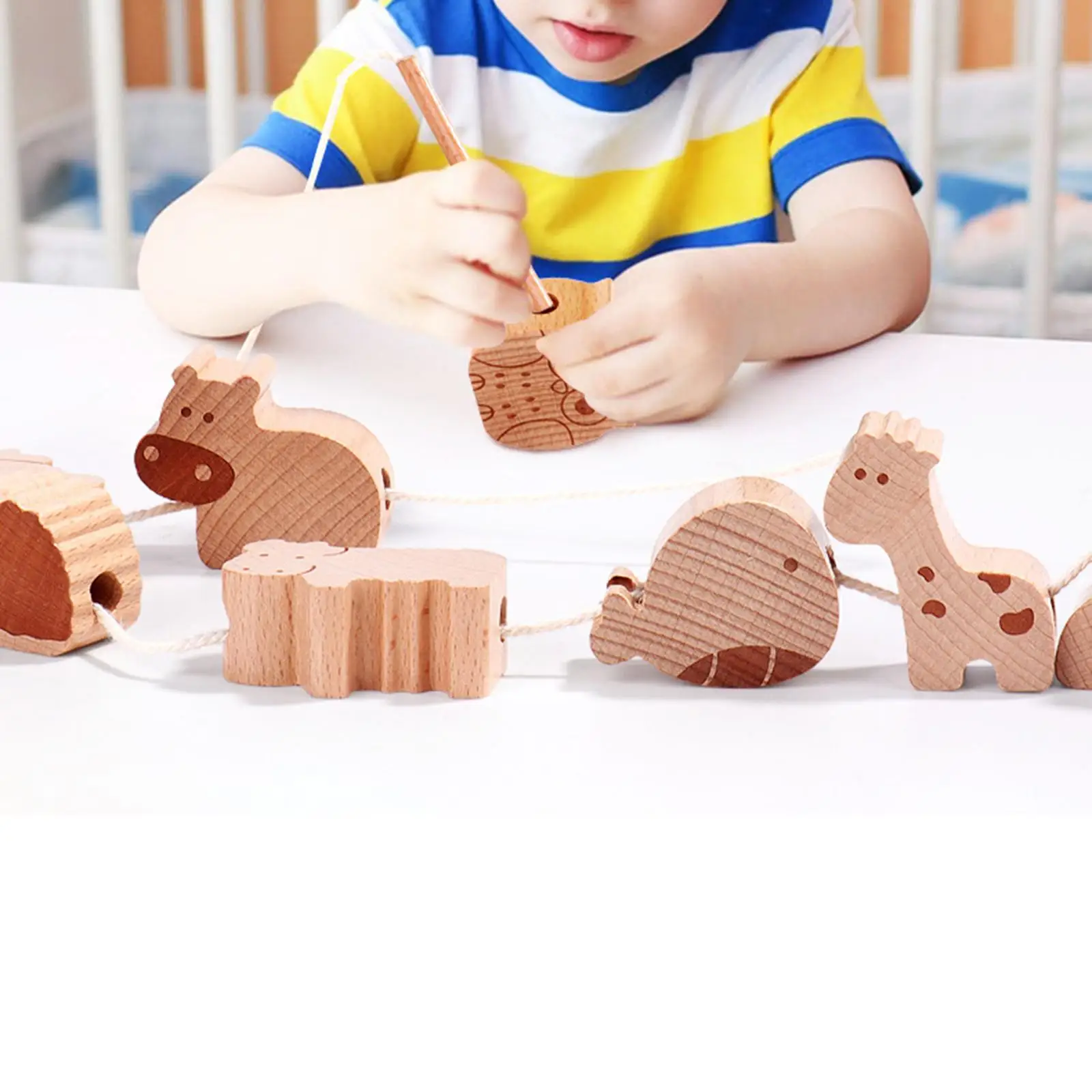 16Pcs Wooden Animal Blocks Lacing Toy Early Educational Fine Motor Skill Monterssori for Kids Children Boy Girl Birthday Gift