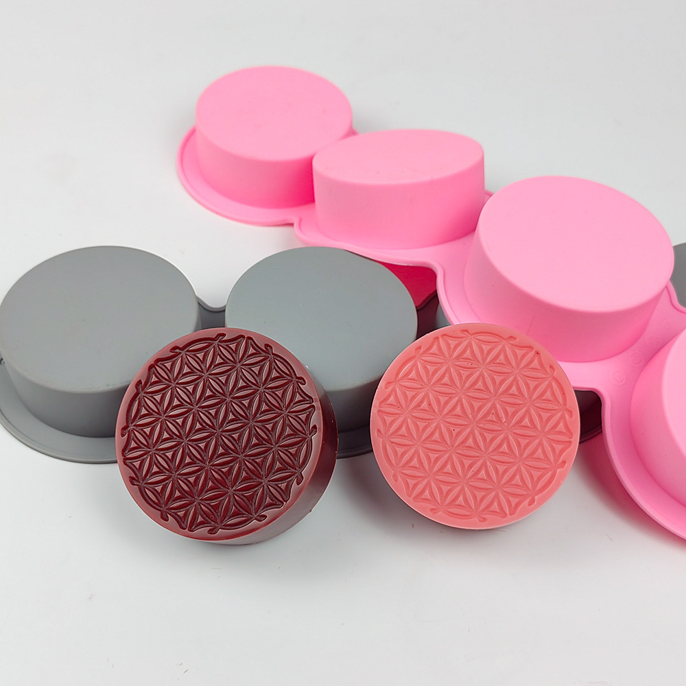Description Picture 4 of itemNew Four-hole Soap Mold Diy Handmade Moon Cake Solid Silicone Mold Round Handmade Soap Mold Soap Making 3d Silicone Molds