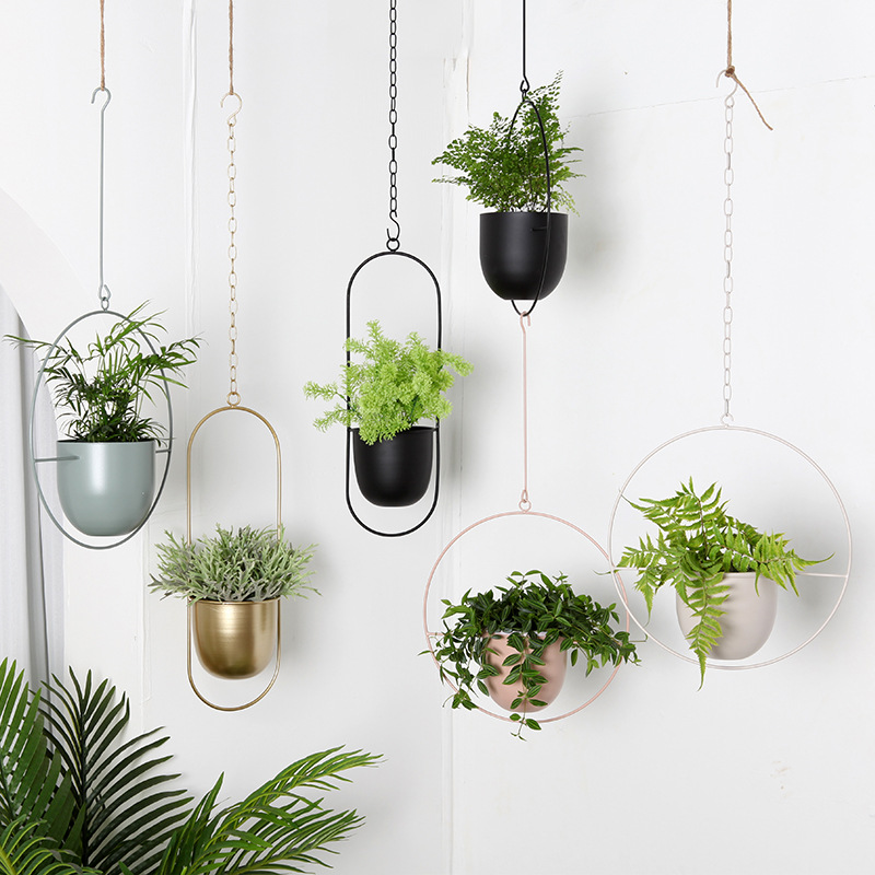 Description Picture 3 of itemMetal Hanging FlowerPot Plant Hanger Chain Iron Aerial FlowerPot Plant Basket Holder Swinging Flower Pot Home Balcony Decoration