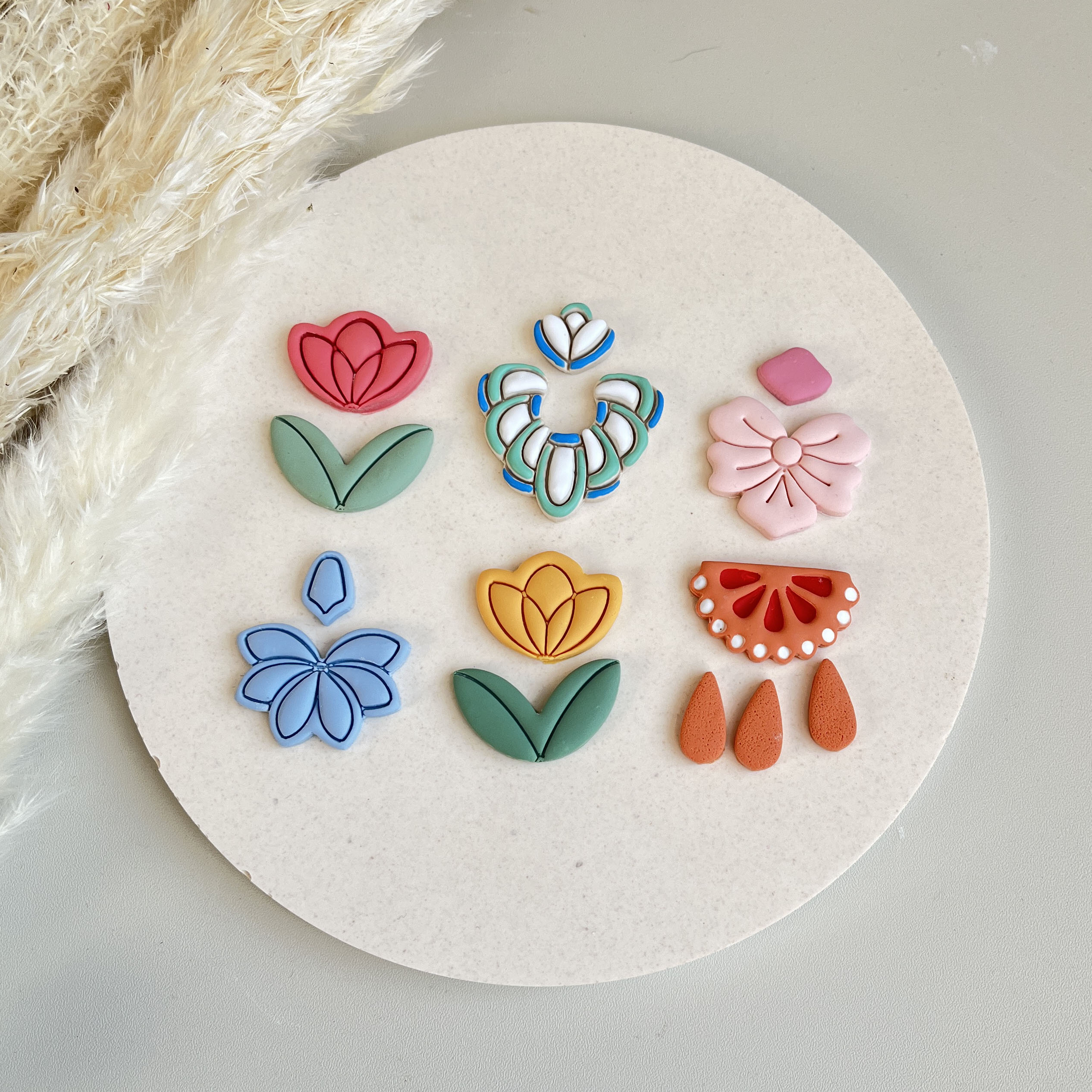 Vintage komplexe Blumenmuster Form Polymer Clay Formen Ton schneider für DIY Ohrringe Schmuck Dekoration – Detail 3