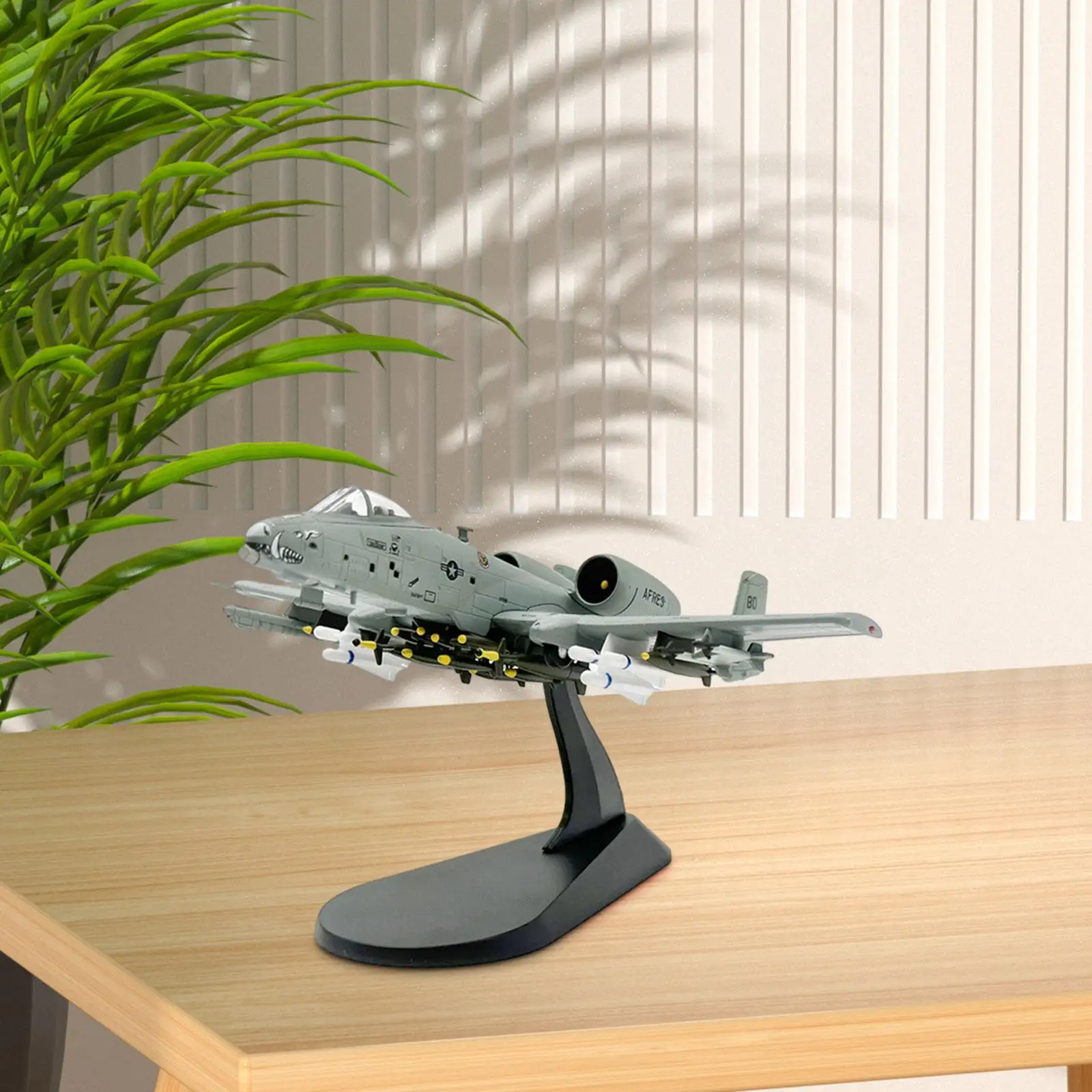 1:100 Aviation Model with Stands Diecast Diescast Alloy Aircraft Model Fighter Table Decor Boys Gifts Birthday Gift