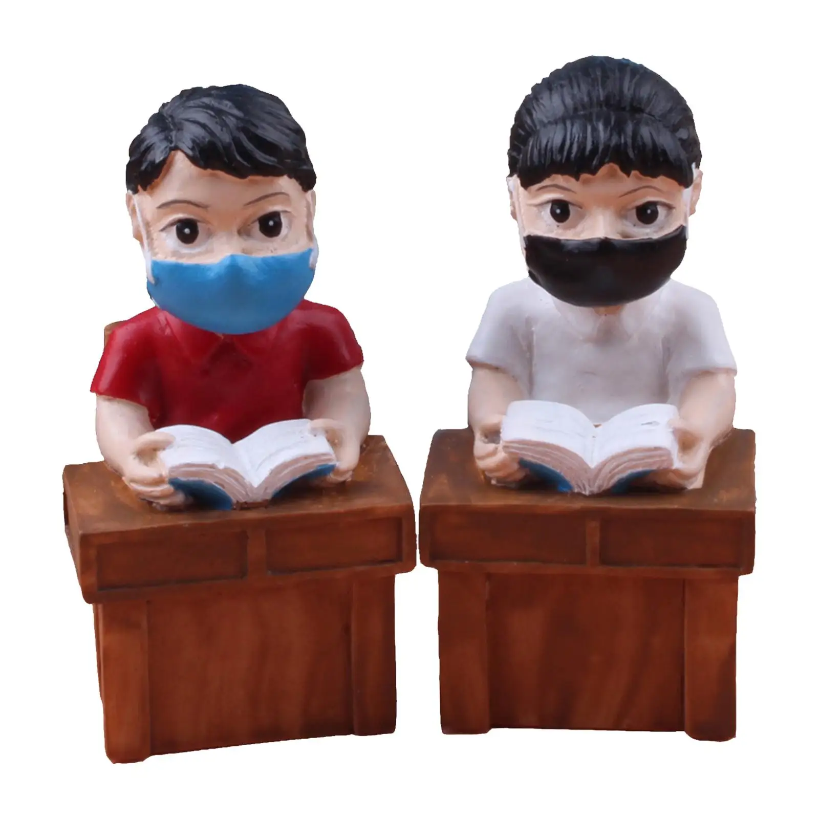 2 Pieces People Figurines Set Tiny People for Sand Table Layout Decoration