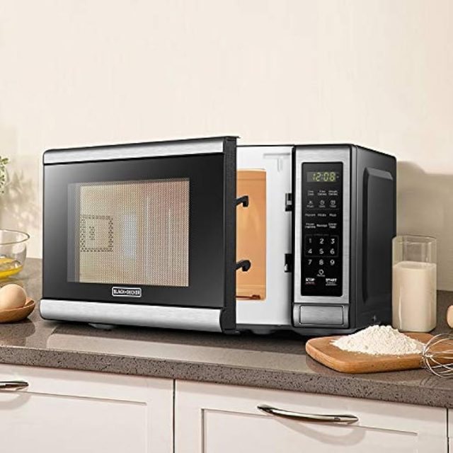 BLACK+DECKER Digital Microwave Oven w/ Turntable Push-Button deals Door - Open Box