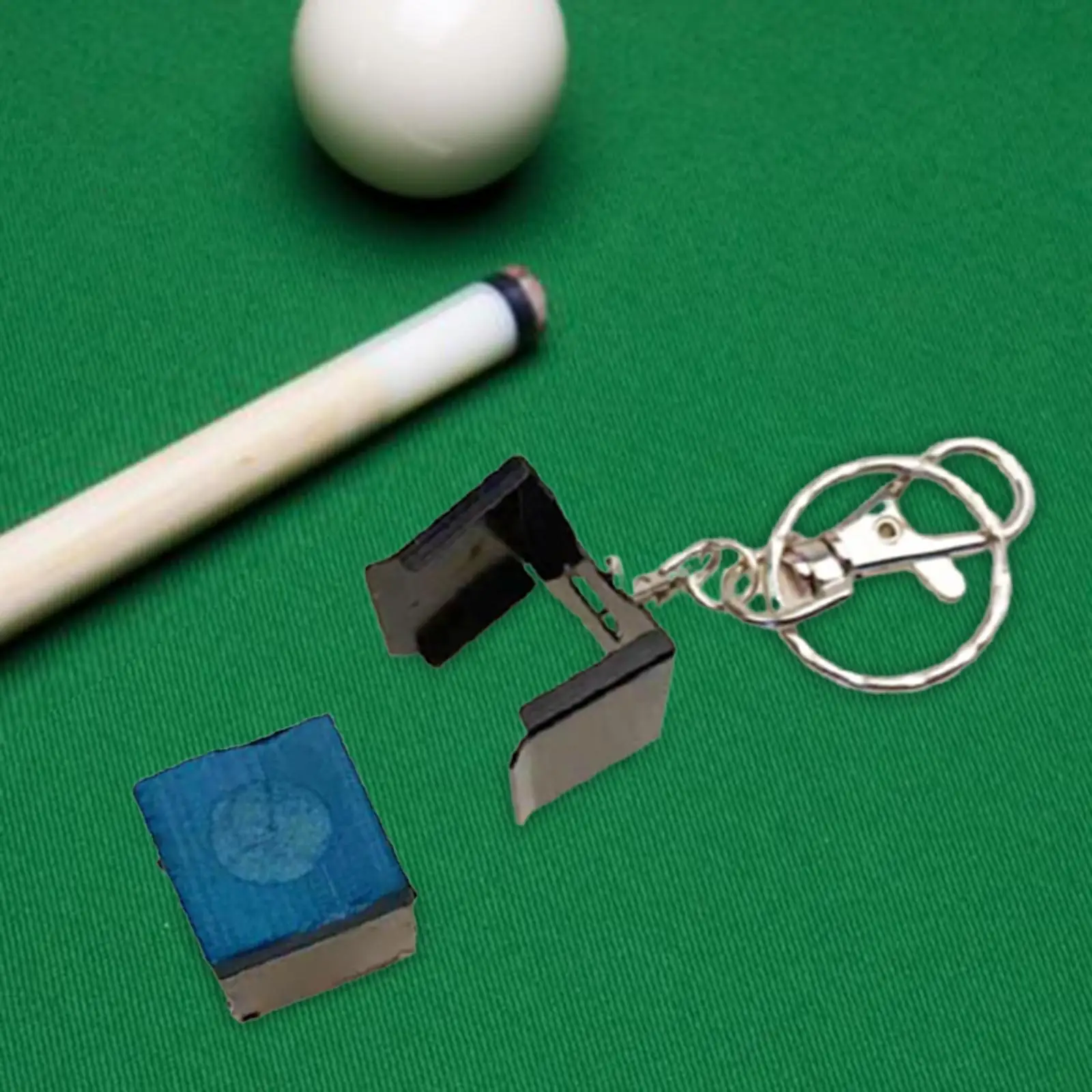 Pool Cue Chalk Holder with Keychain Metal Billiard Cue Chalk Case Chalk Pocket for Billiards Players Snooker Entertainment 