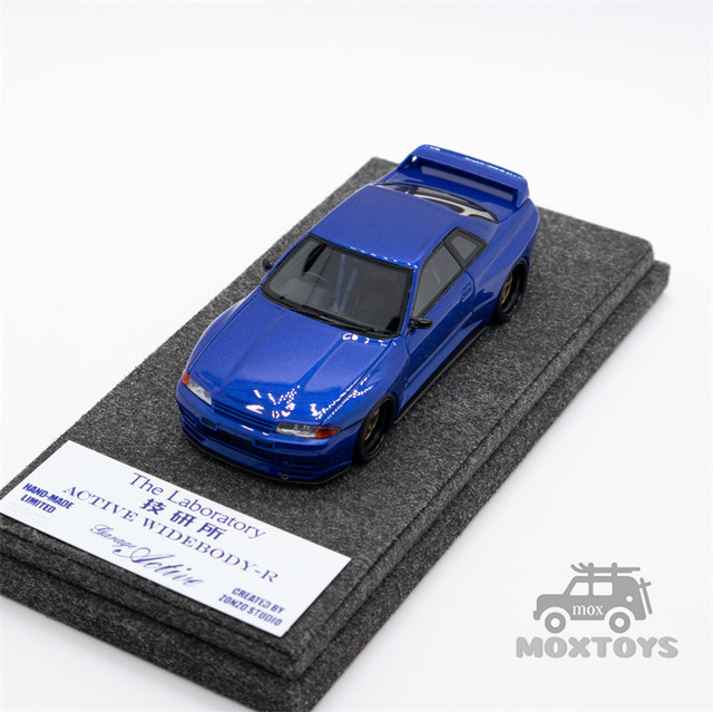 The Laboratory 1:64 Garage Active Widebody-R GTR R32 Resin