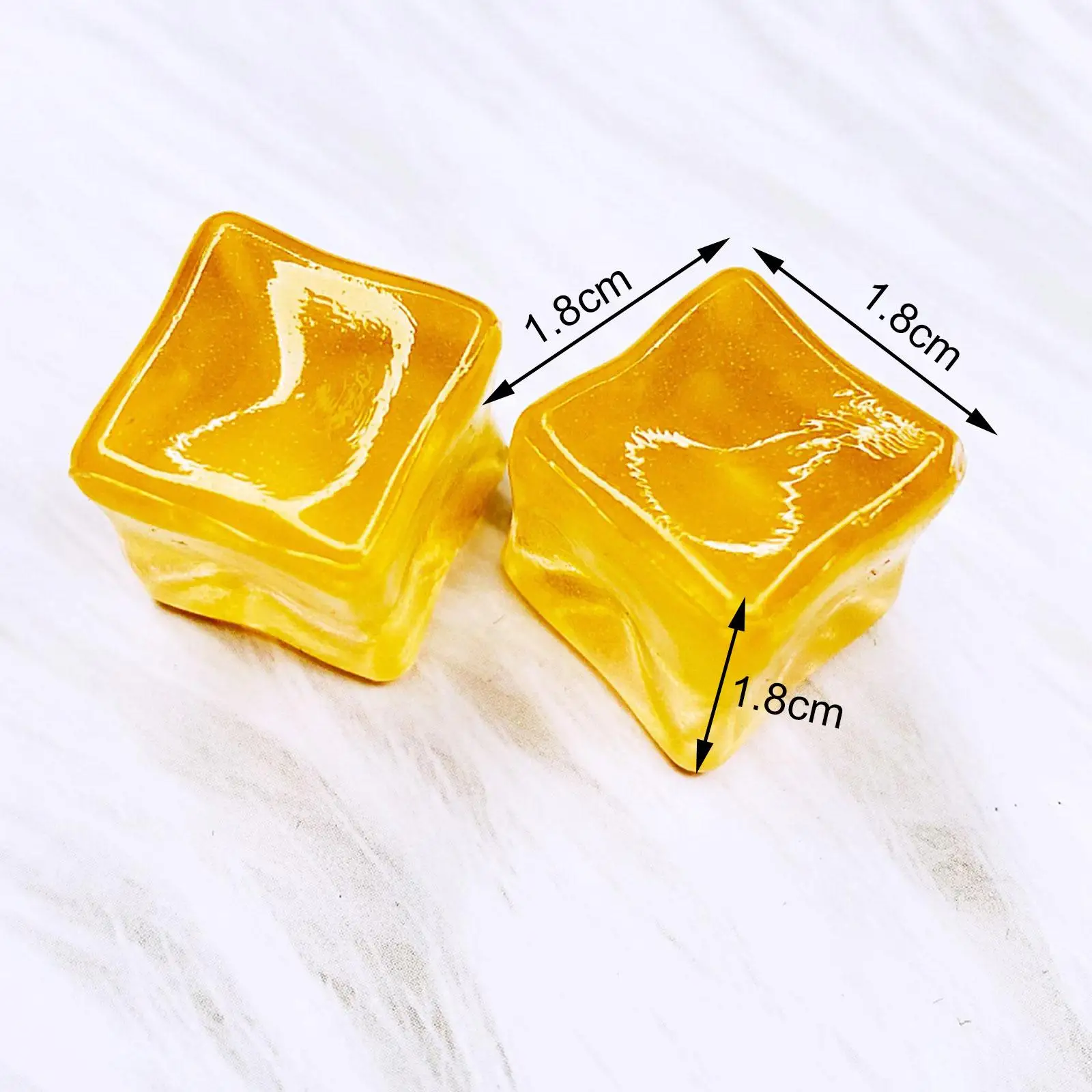184Pcs Square Ice Cubes Photography Props Arts Acrylic Ice Cubes for Events Swimming Pool Decoration Party Favor Fish Tank Home