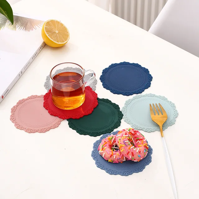 23cm European Embossed Silicone Placemat Kitchen Tableware Pad Dining Table  Round Heat Insulation Mat - Sky Blue / Style 1 Wholesale