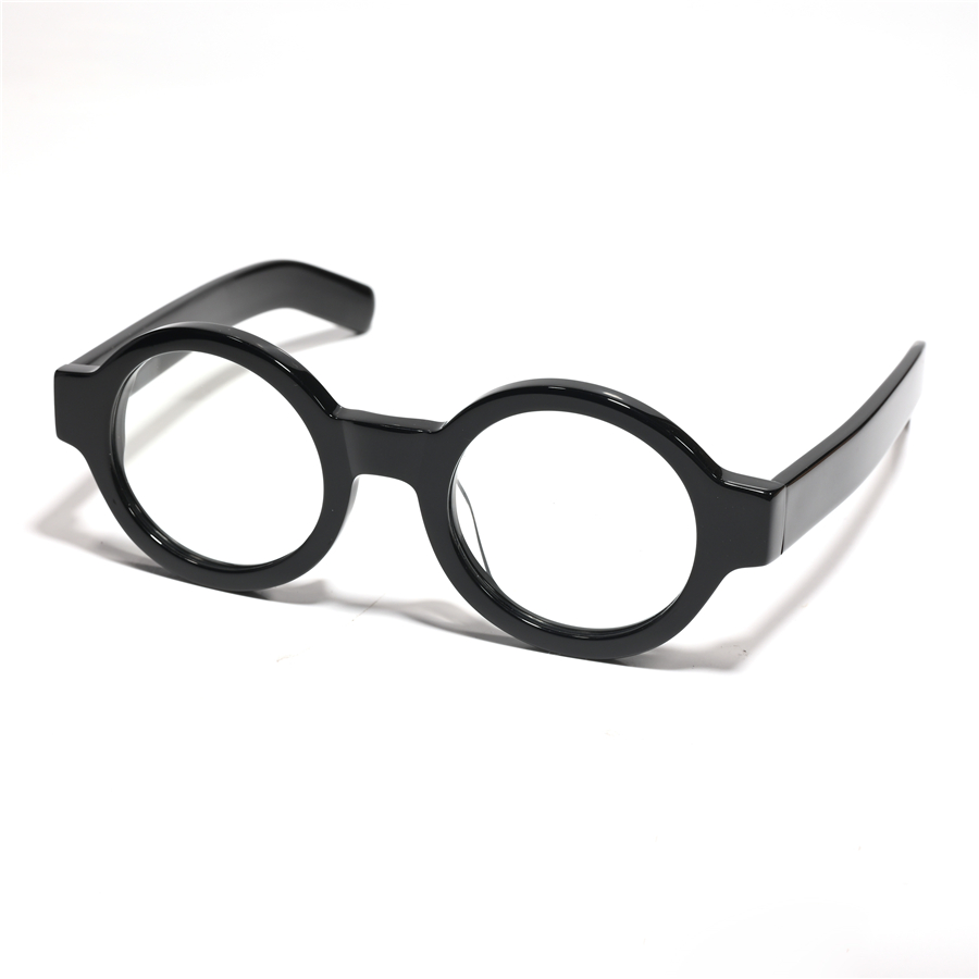 thick round glasses