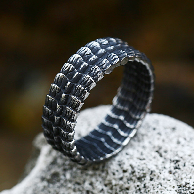 Vintage einfache Edelstahl Drachens chuppen ringe Punk Hip Hop Mode Tierring für Männer Frauen Amulett Schmuck Geschenke Großhandel – Detail 2