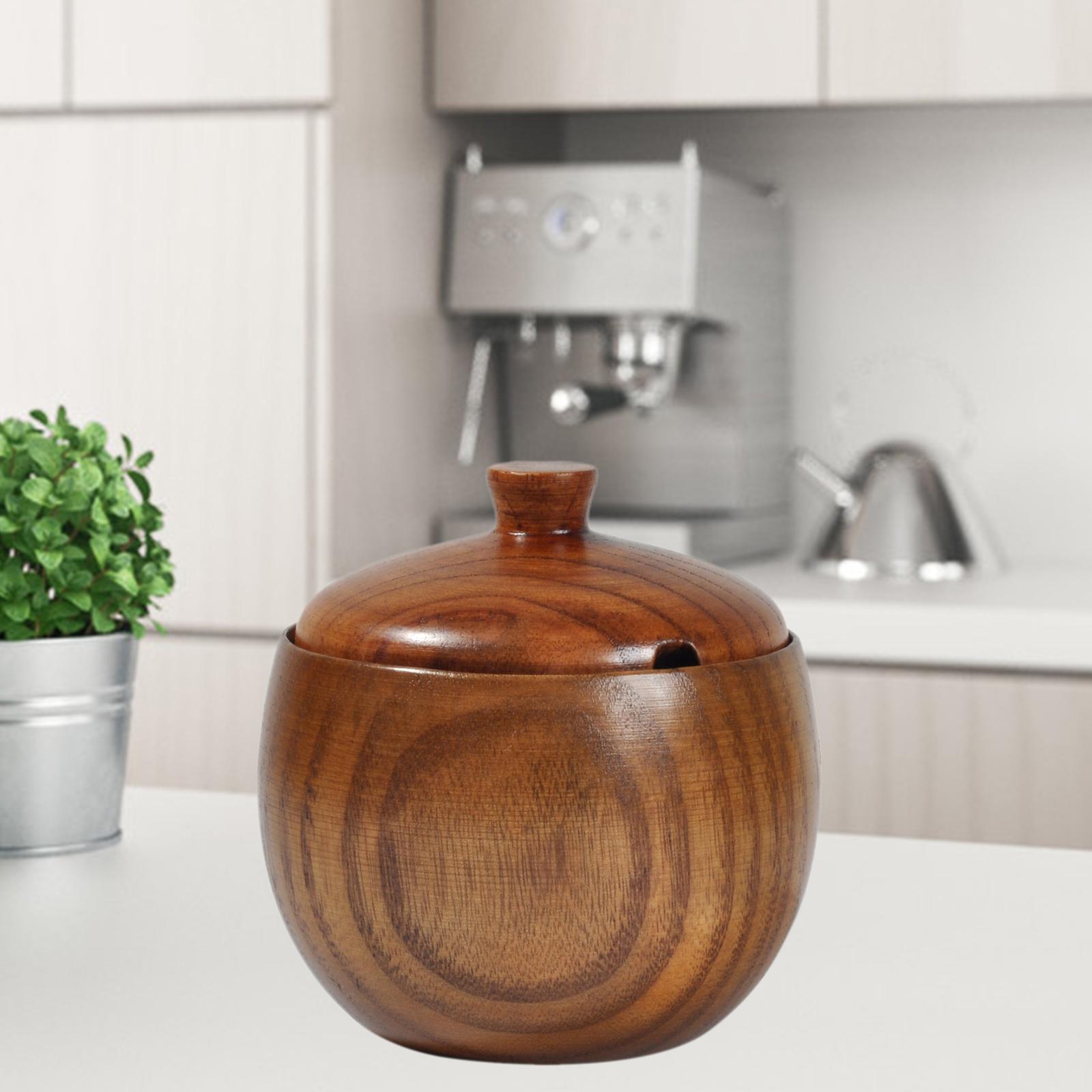 Creative Salt Shaker with Lid Househeld Wooden Condiment Storage Jar Seasoning Pot Spice Jar for Home Kitchen Countertop