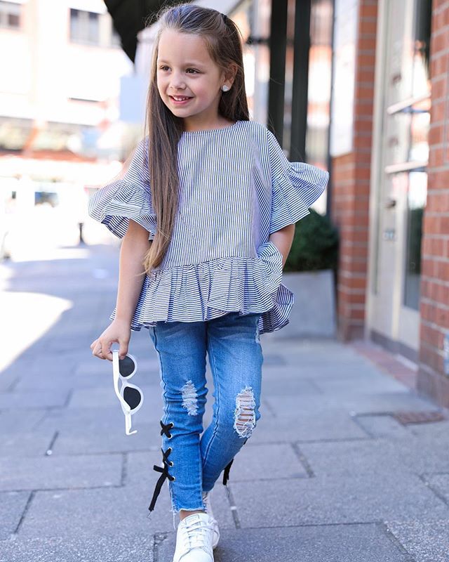 41938422_272654936711170_67327