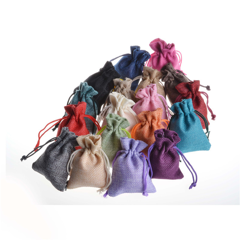 5 Stück Multisize Jute Sackleinen Leinen Kordelzug Tasche Weihnachten Halloween Geschenktüten Hochzeit Geburtstag Party Süßigkeiten Schokolade Verpackungsbeutel – Detail 6