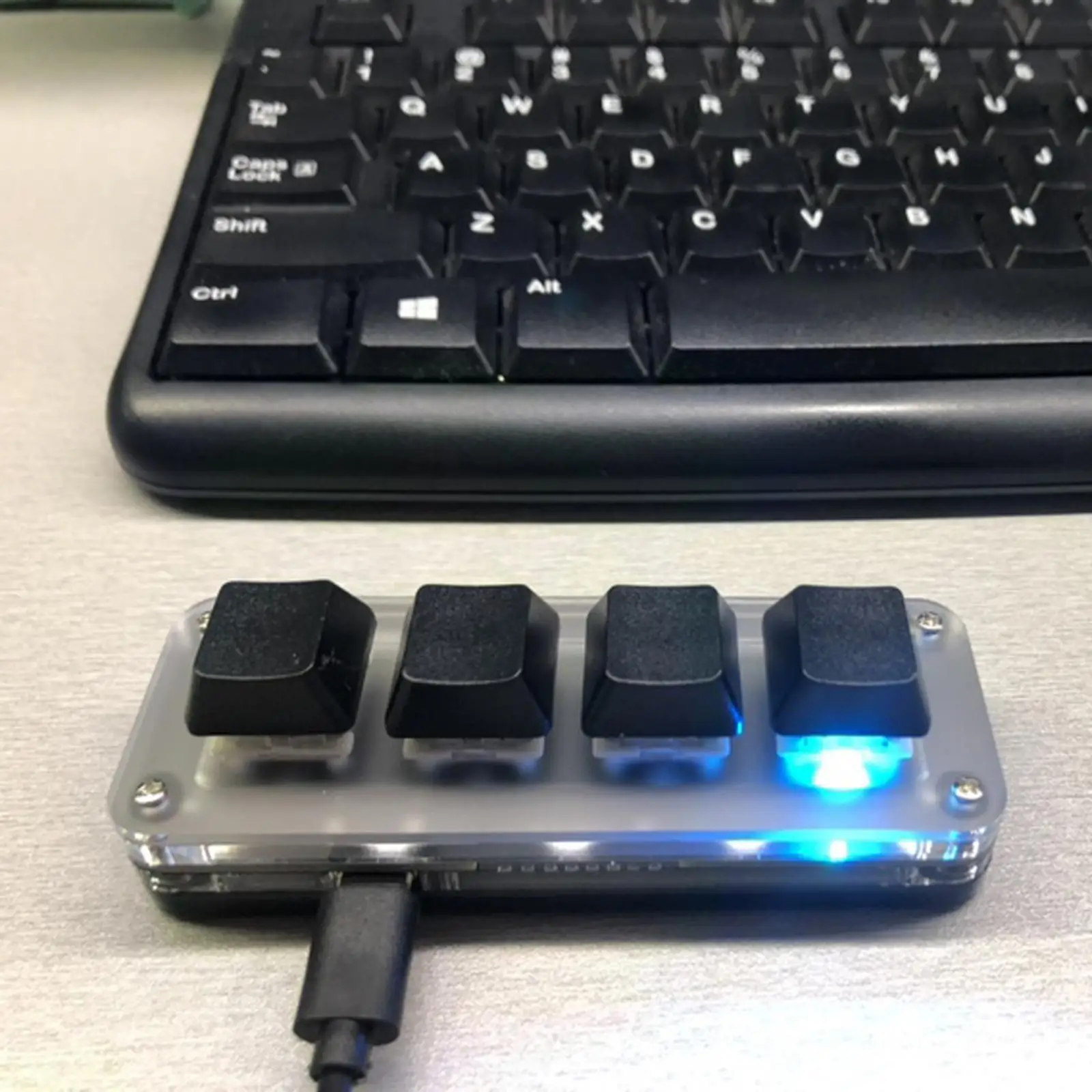Mini Mechanical Gaming Keypad, LED RGB Backlit One Handed for Windows for Mac