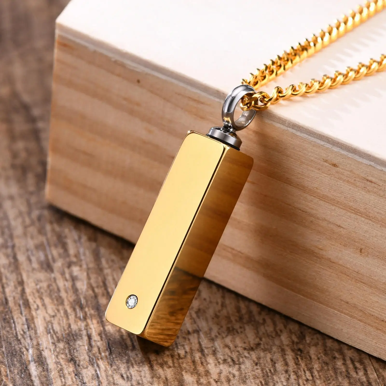 Cube Crystal Urn Necklaces Keepsake Jewelry Decorative Hypoallergic Manmade Stainless Steel Charm Locket Pendant for Ashes Gift
