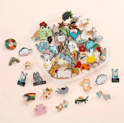  20 Pieces Cat Pins for Backpacks Brooch Pins Bulk Cute Cats  Novelty Cartoon Animal Brooch Pins Lovely Mini Lapel Pins for Backpacks Set  Badges Clothing Bags Jackets : Arts, Crafts 