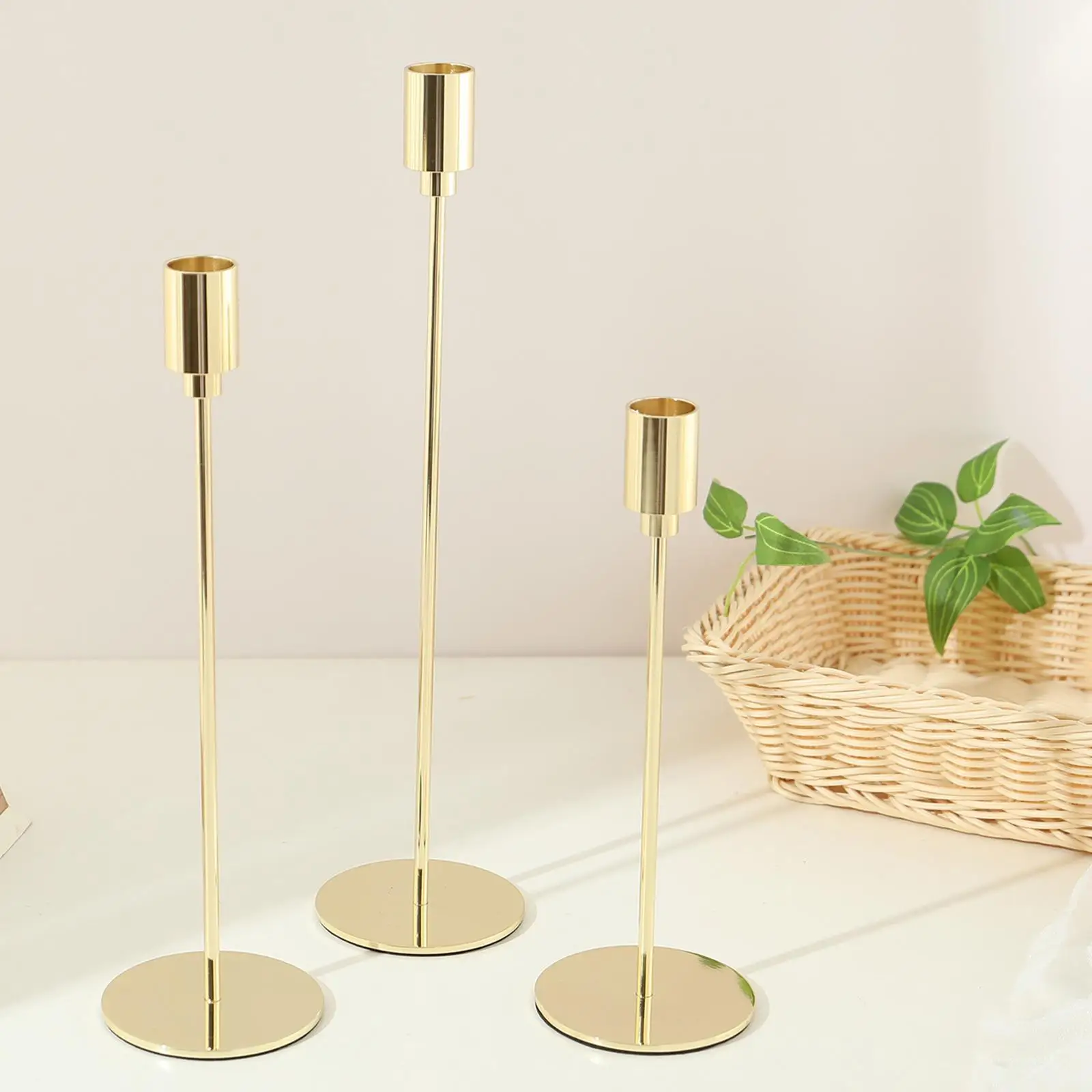 Elegant Candle Holder, Iron Stand Candelabra Creative Pillar Candlestick for Party Decoration Bar Dinning Room Tabletop