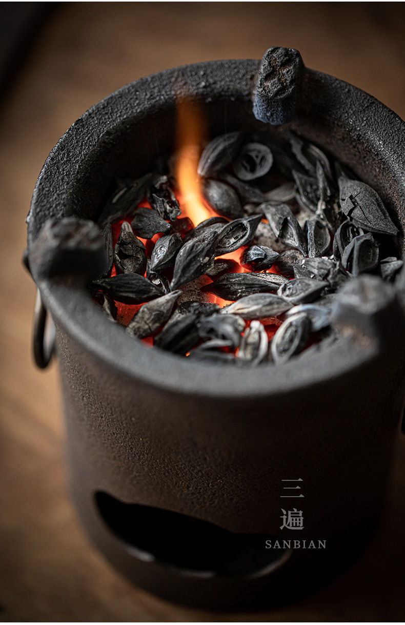 Ancient Iron-Round Simple Charcoal Stove_07.jpg