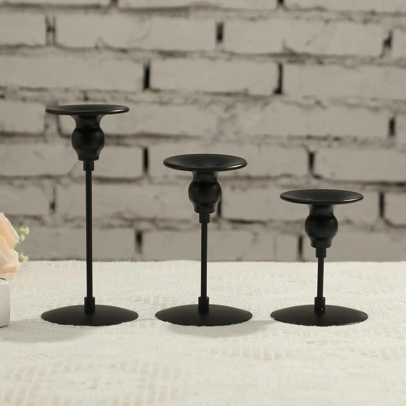 3Pcs Metal Candle Holders Black Candlestick Holders Pavilion Gift for Wedding Centerpieces Stable Base Adornment Decorative