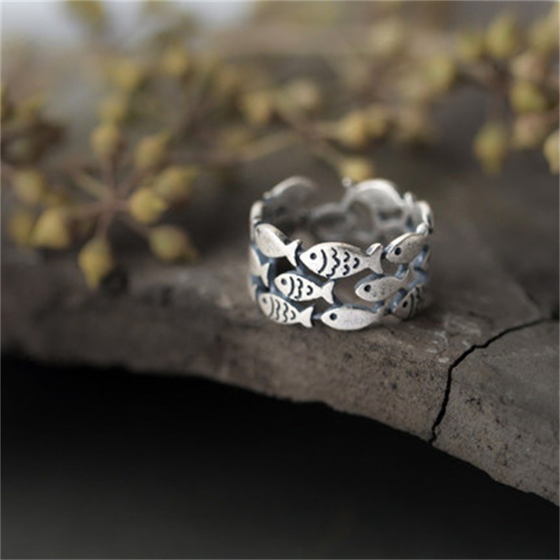 2025 Fashion Style European and American retro style small casual simple yet artistic, multi-layer fish ring, women's year enlargement ring_voghion.com