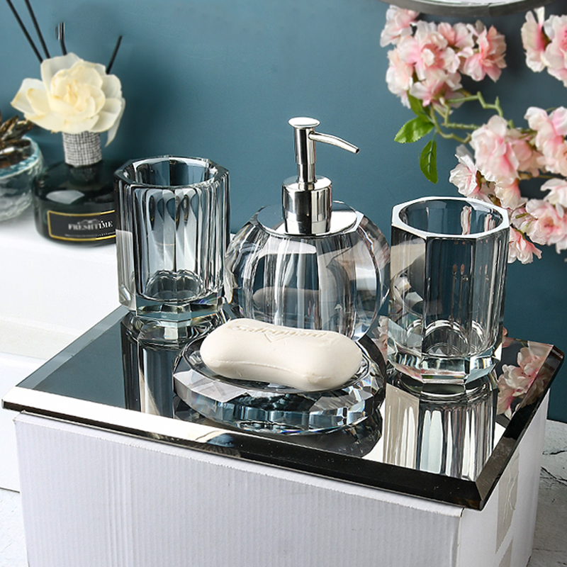 Glass Bathroom Set Image 4