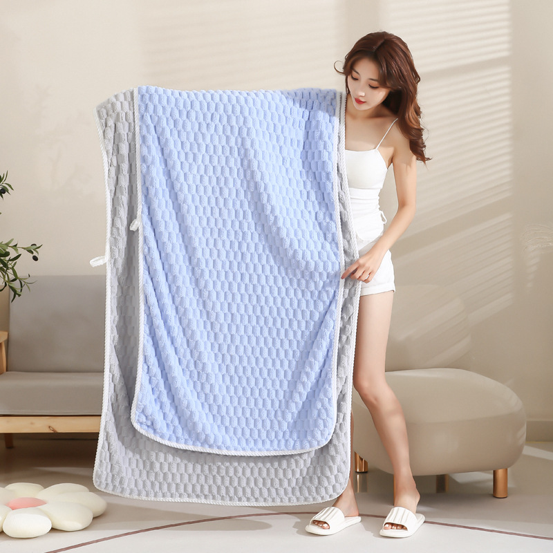 Description Picture 5 of item2024 Extra Absorbent Bath Towel Set with Soft Coral Velvet and Cloud Lattice Design Hand Towel