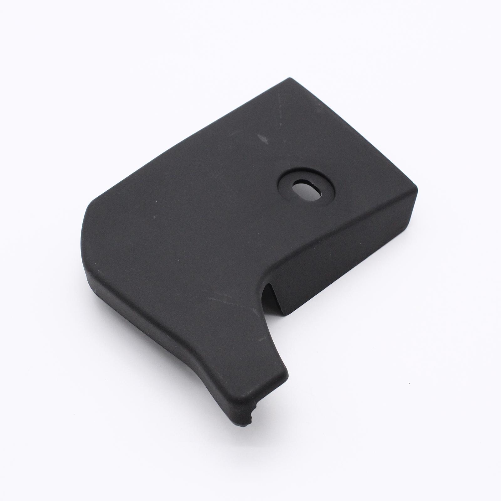 Auto Front Side Skirt Cover Caps C1Bj10175AC 1877700 Fit for Ford Fiesta MK8 3 Door Replace