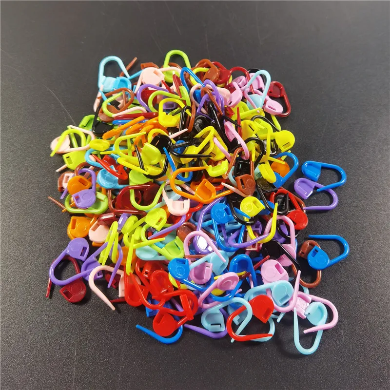 Description Picture 5 of item50-500pcs Mix Color Plastic Resin Small Clip Locking Stitch Markers Crochet Latch Knitting Tools Needle Clip Hook Sewing Tool