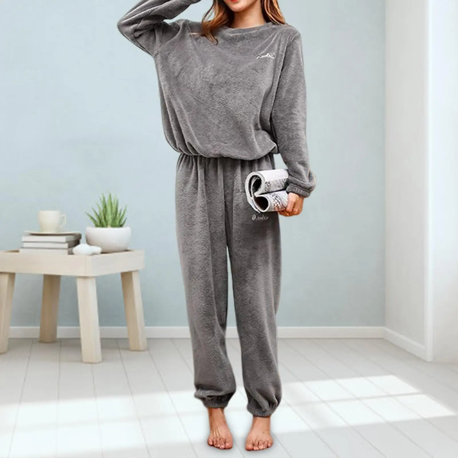 Ladies Pajama Sets Sleepwear Soft Nightdress Warm Round Neck Flannel Fleece Long Sleeve Baggy Lounge Pajama for Home Holiday