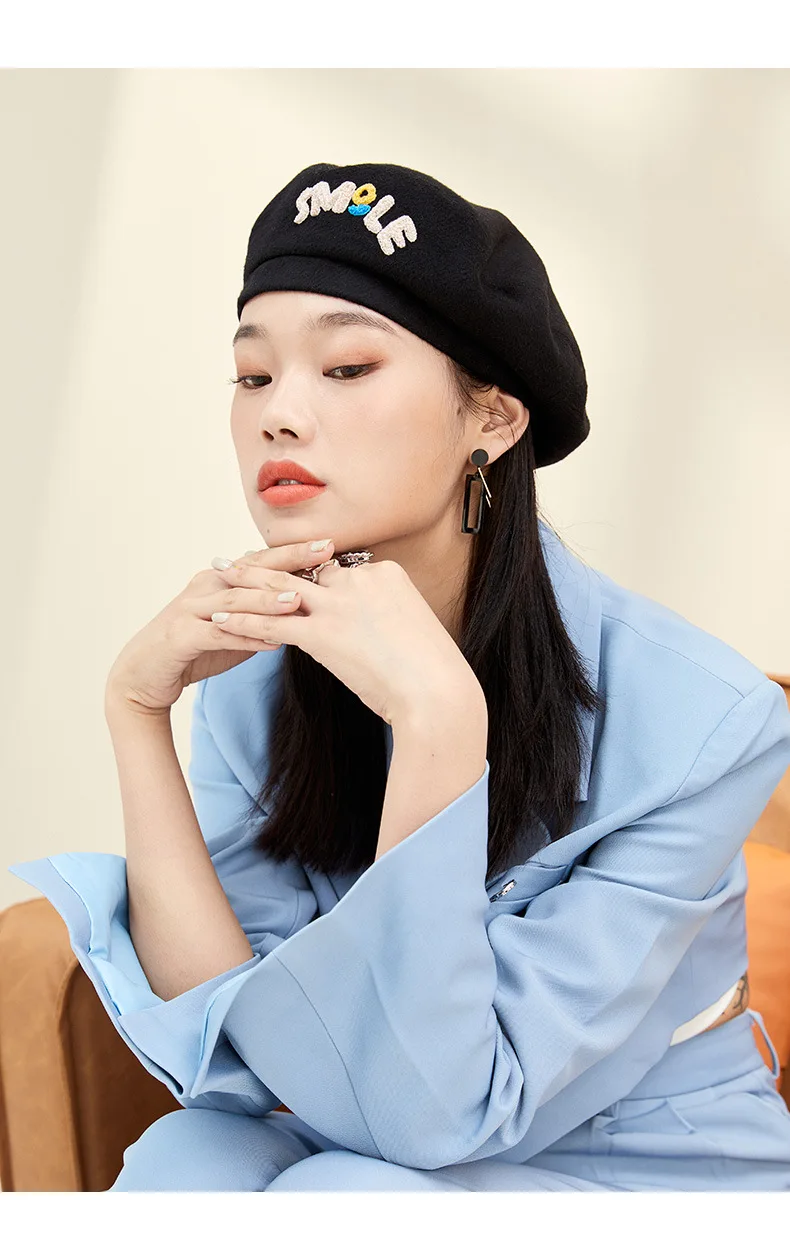 linda letra cor sólida boina coreano moda
