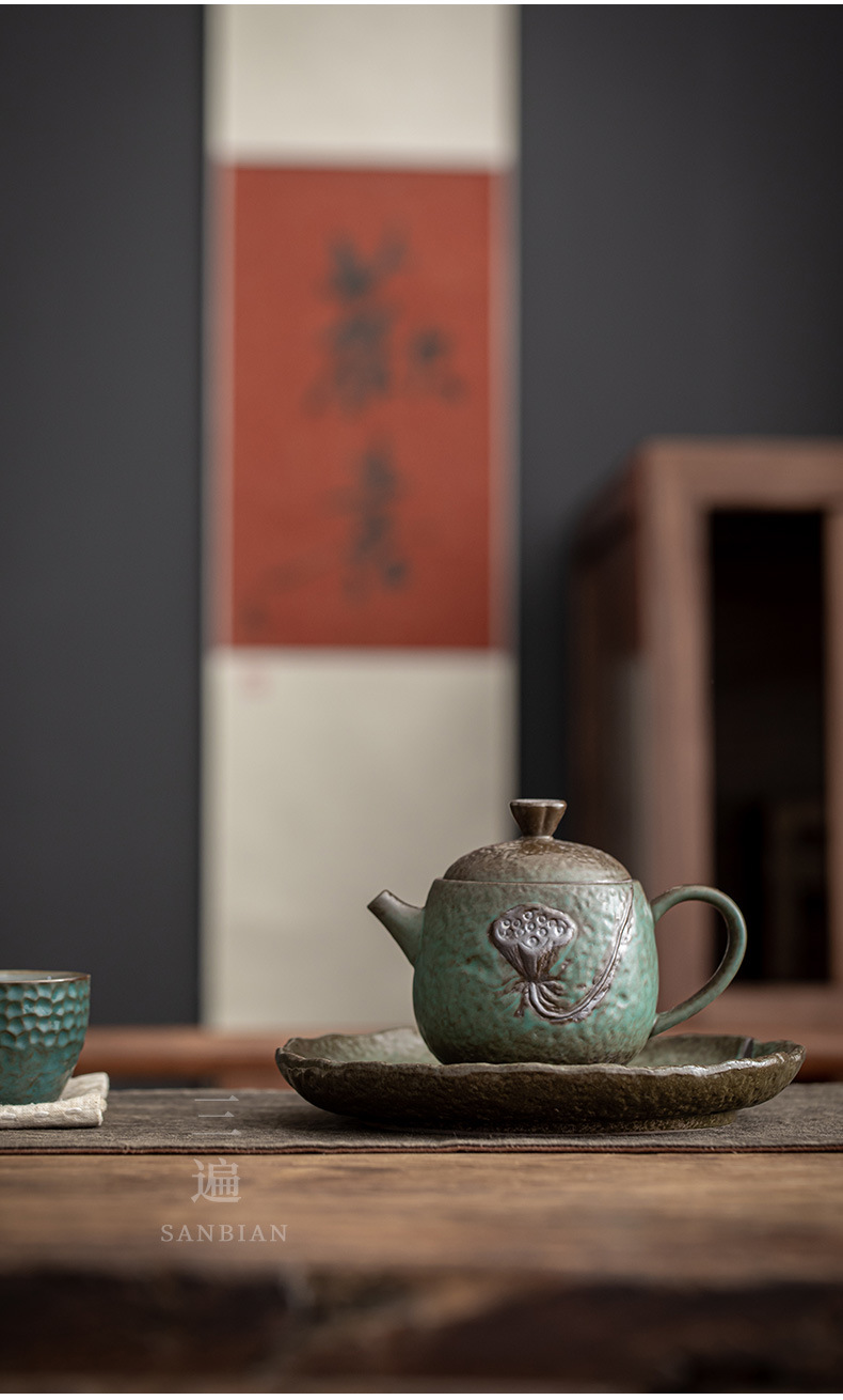 Lotus Seedpod Pot Tray_10.jpg